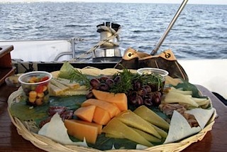 miami sailing catering aboard S