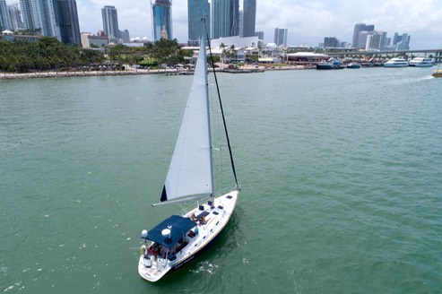 sailing downtown miami