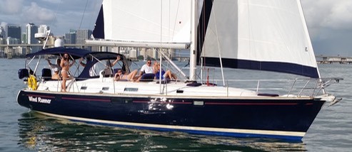 sailing-in-miami-biscayne-bay